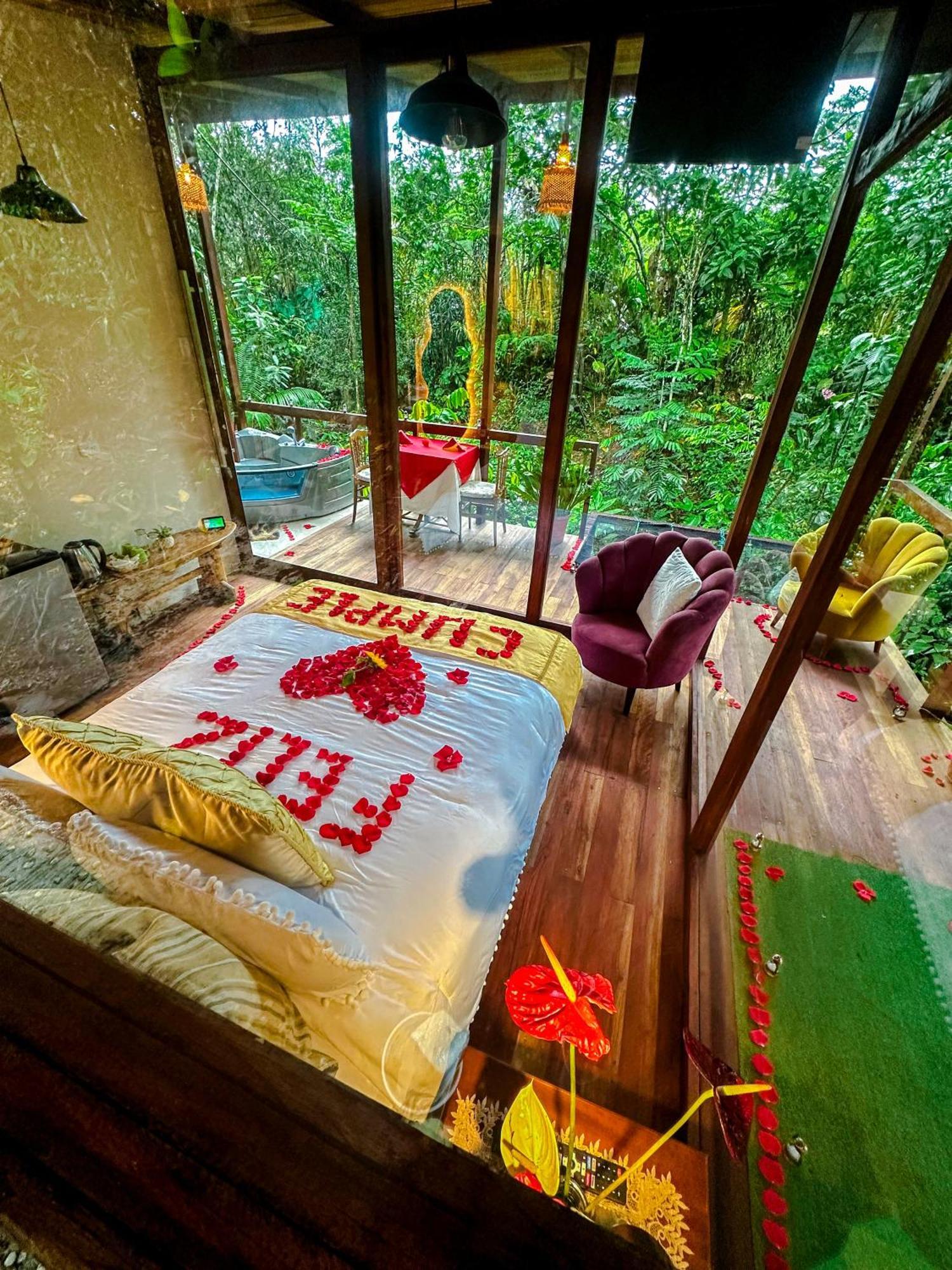 Amazon Puyu Glamping Hotel Parroquia Tarqui Luaran gambar