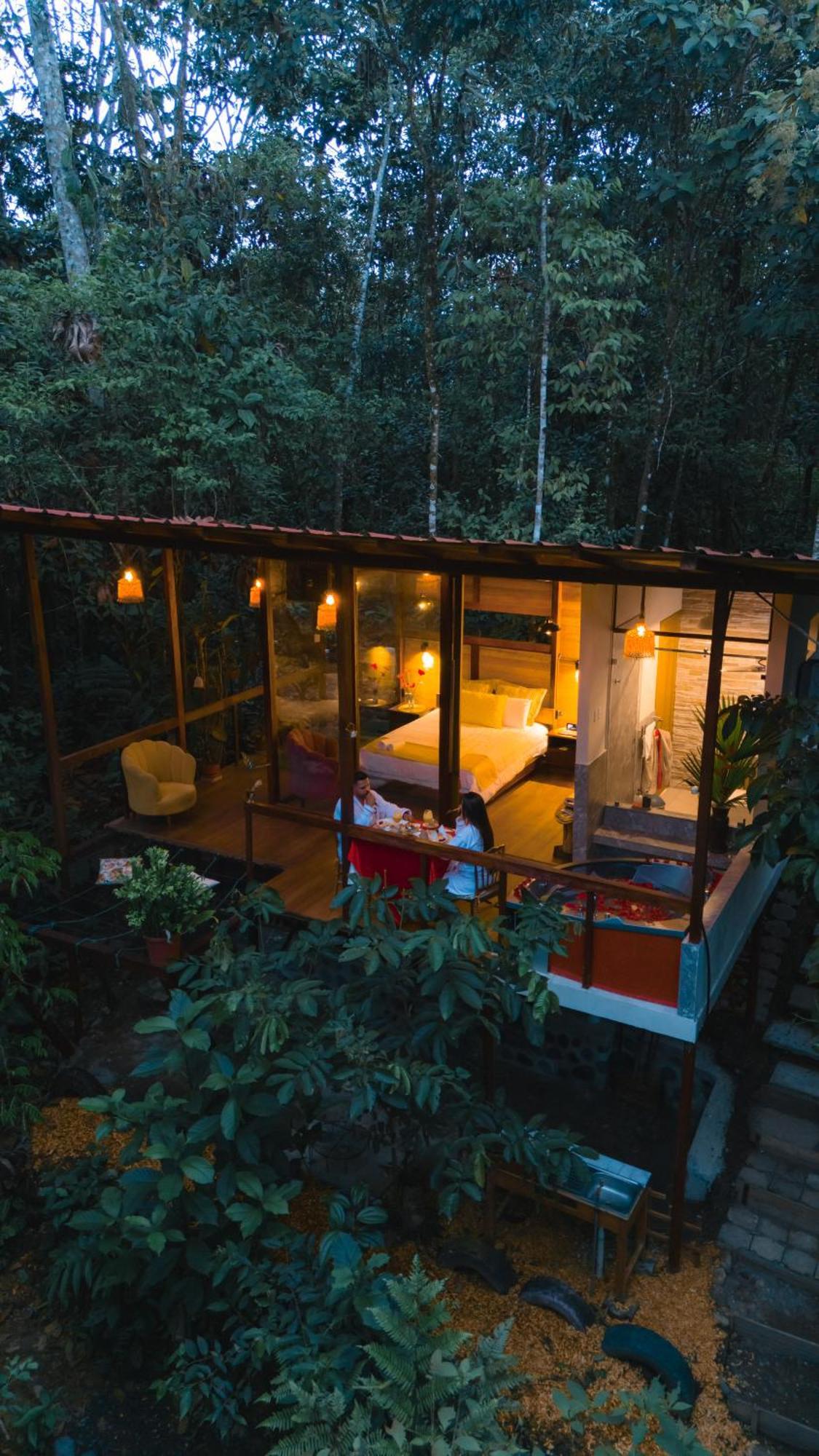 Amazon Puyu Glamping Hotel Parroquia Tarqui Luaran gambar