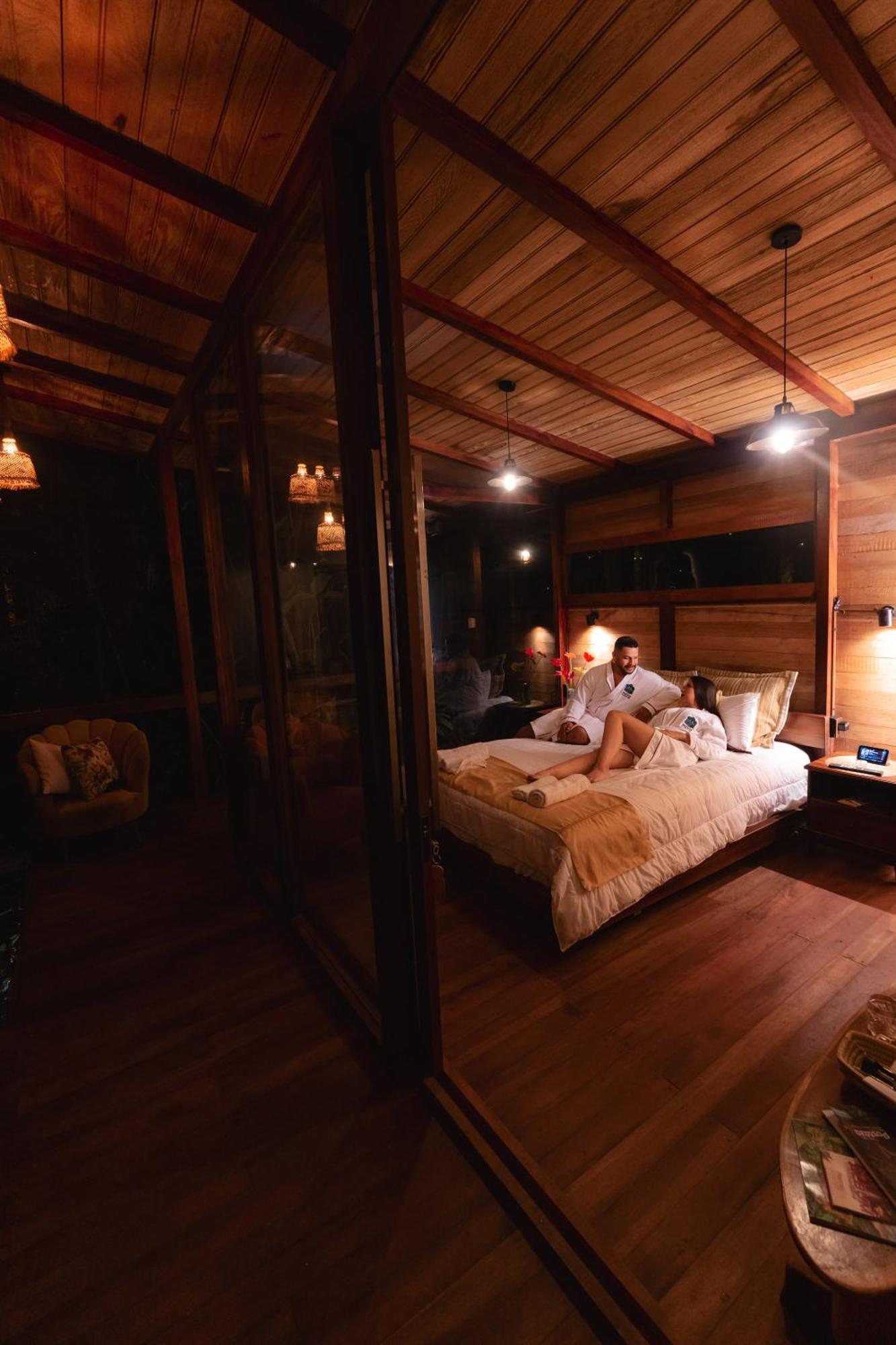 Amazon Puyu Glamping Hotel Parroquia Tarqui Luaran gambar